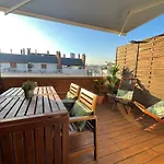 Penthouse With Private Terrace In The Center