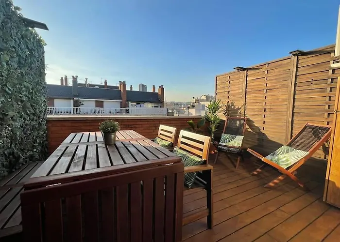 Penthouse With Private Terrace In The Center