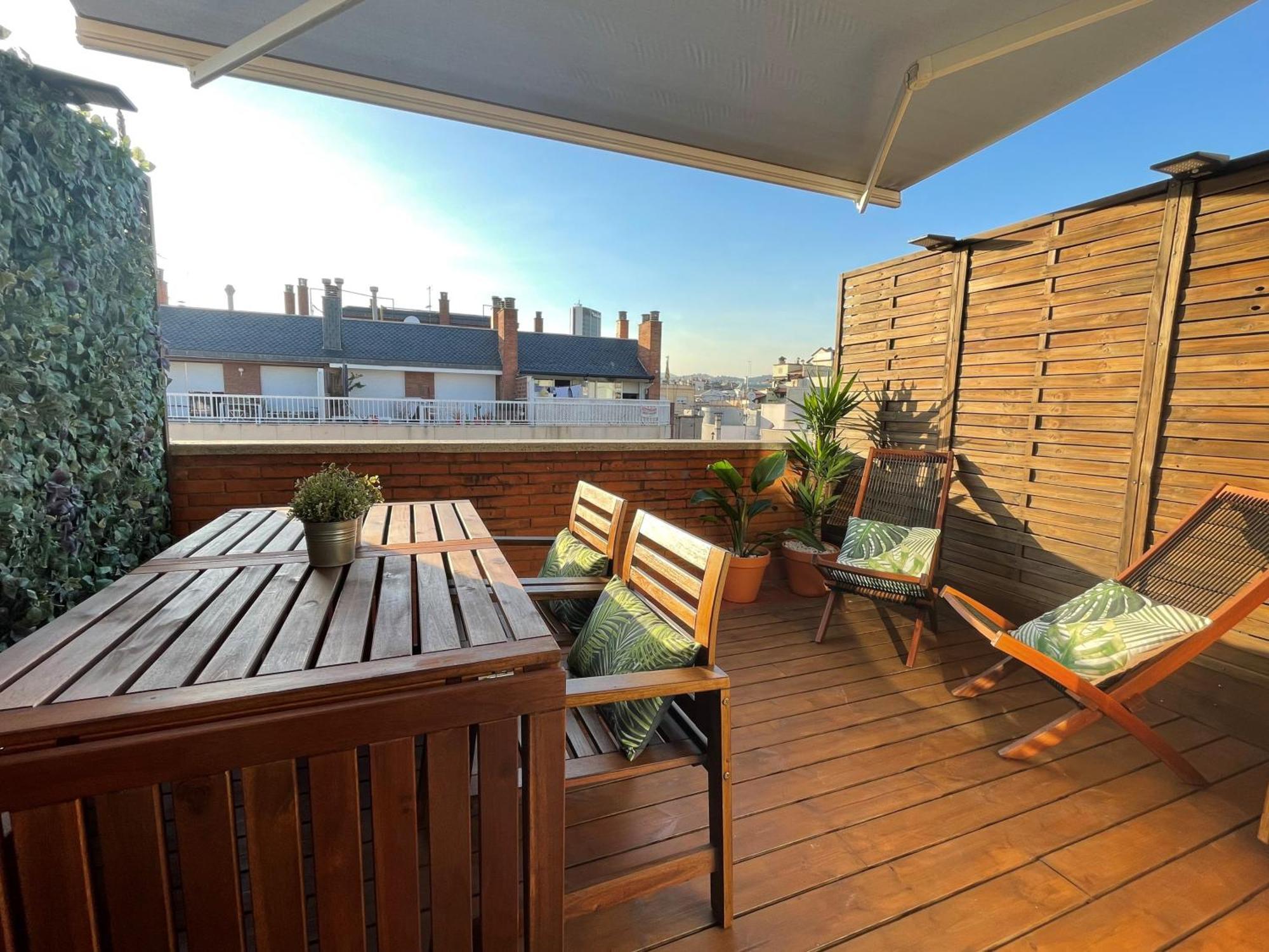 Penthouse With Private Terrace In The Center Barcelona