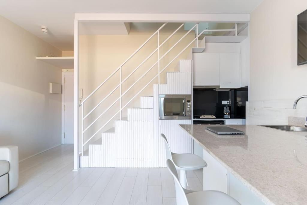Penthouse With Private Terrace In The Center *