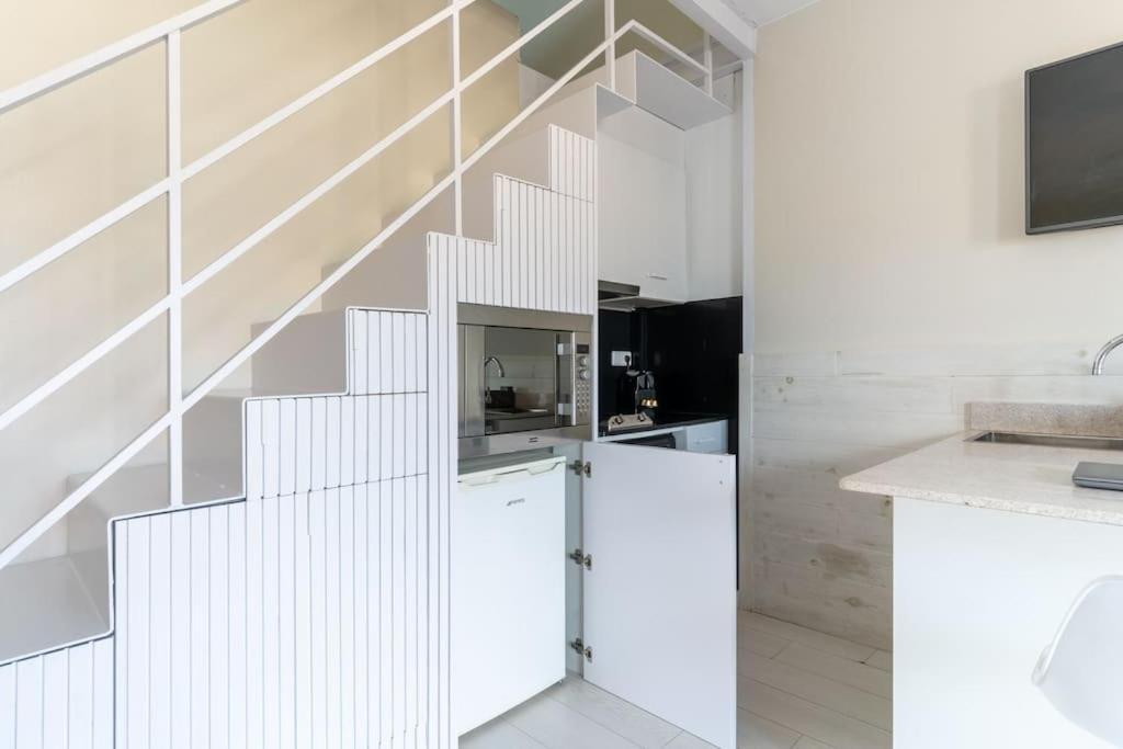 Penthouse With Private Terrace In The Center *