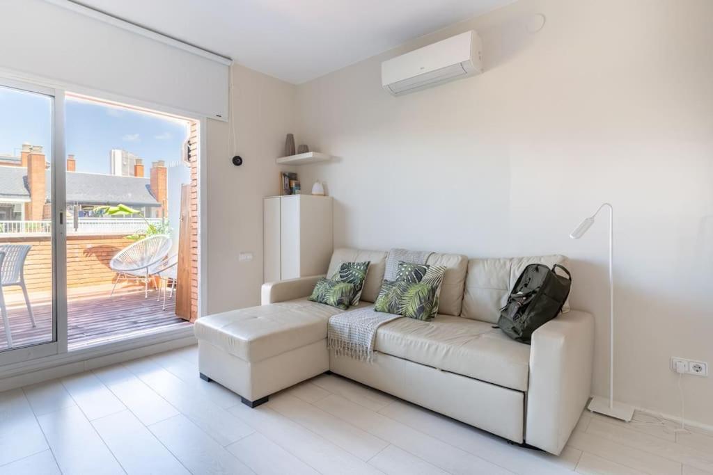 Penthouse With Private Terrace In The Center Barcelona