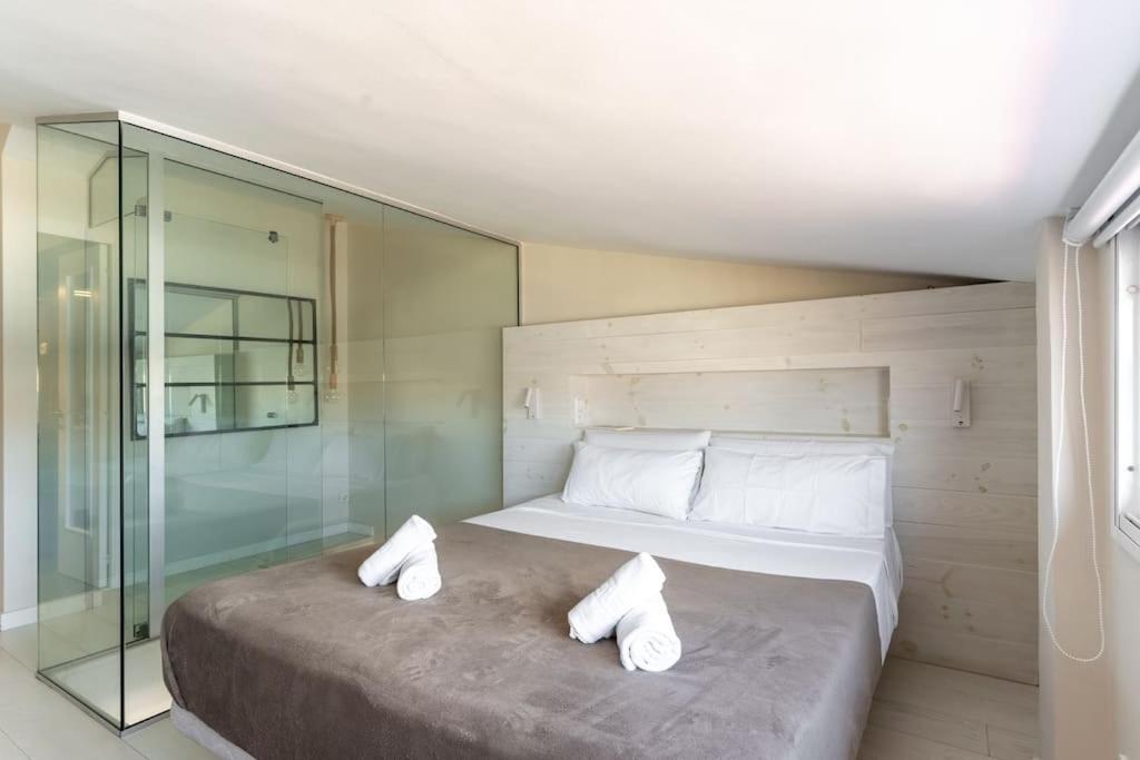 Penthouse With Private Terrace In The Center Apartment *