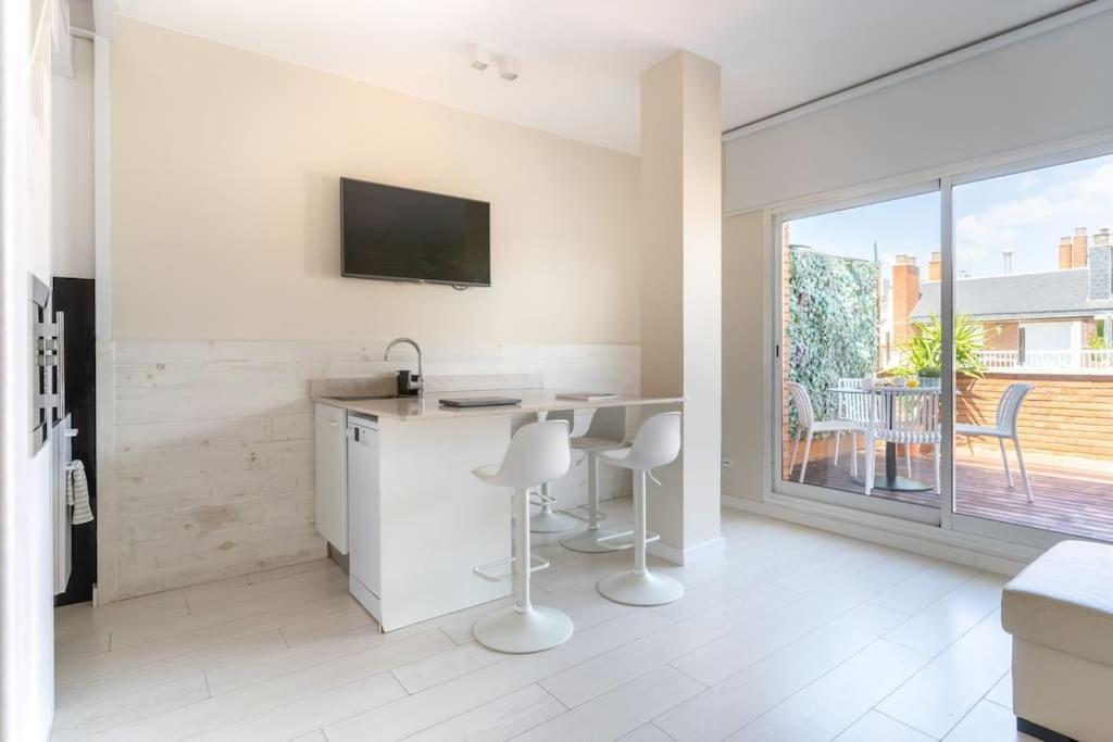 Penthouse With Private Terrace In The Center Barcelona