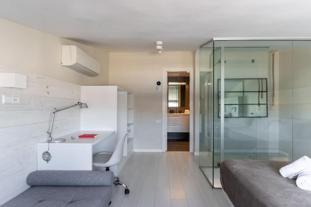 Penthouse With Private Terrace In The Center Apartment *