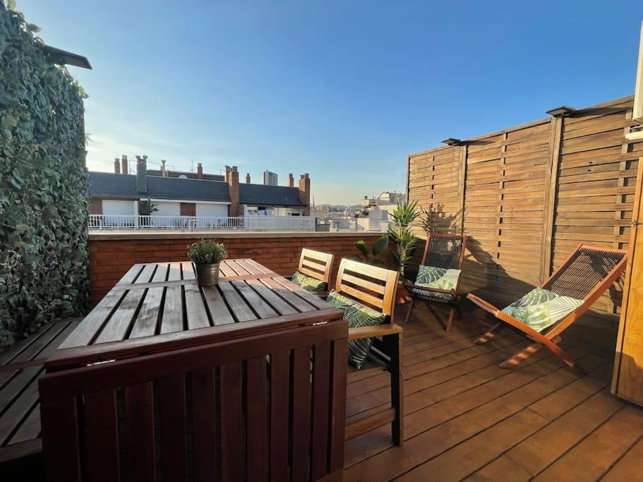 Penthouse With Private Terrace In The Center Barcelona